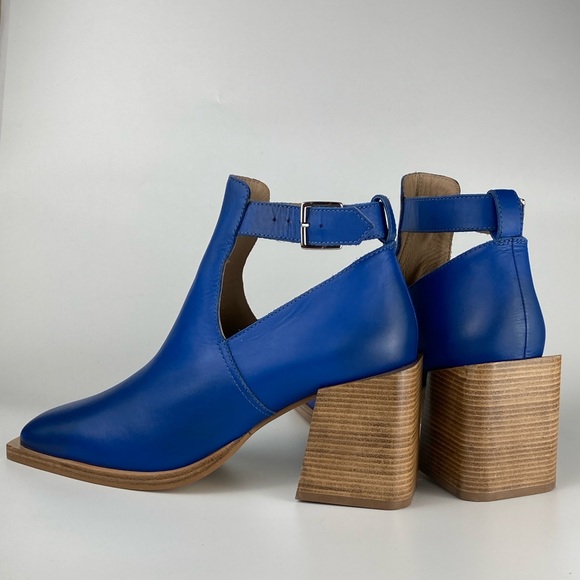 NEW Free People Brady Buckle Bootie In Out Of The Blue, Leather Size 40/9.5 $178 - Picture 9 of 9